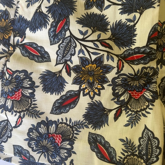 LOFT High Waist Floral Print Shorts Size 2 - Picture 2 of 12